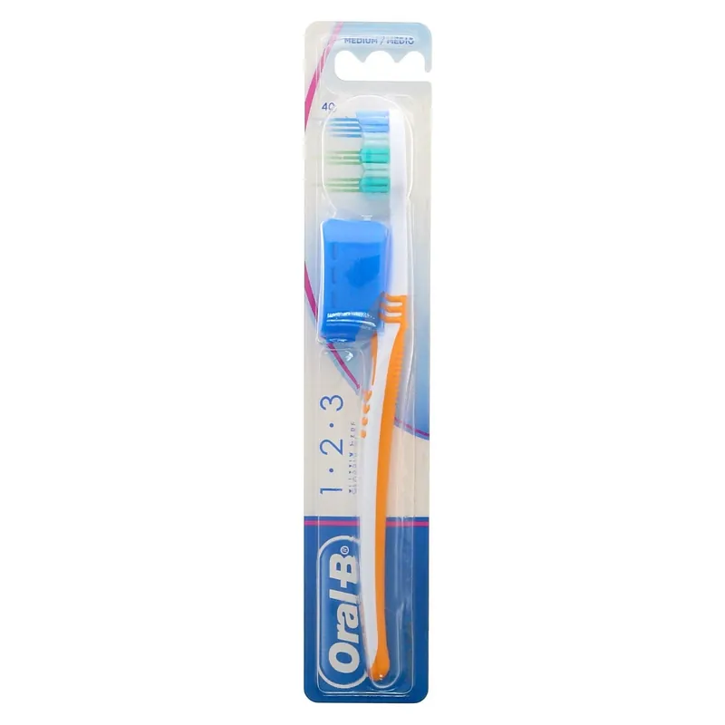 Ultimissimo Modello Spazzolino Classic Care Medio
